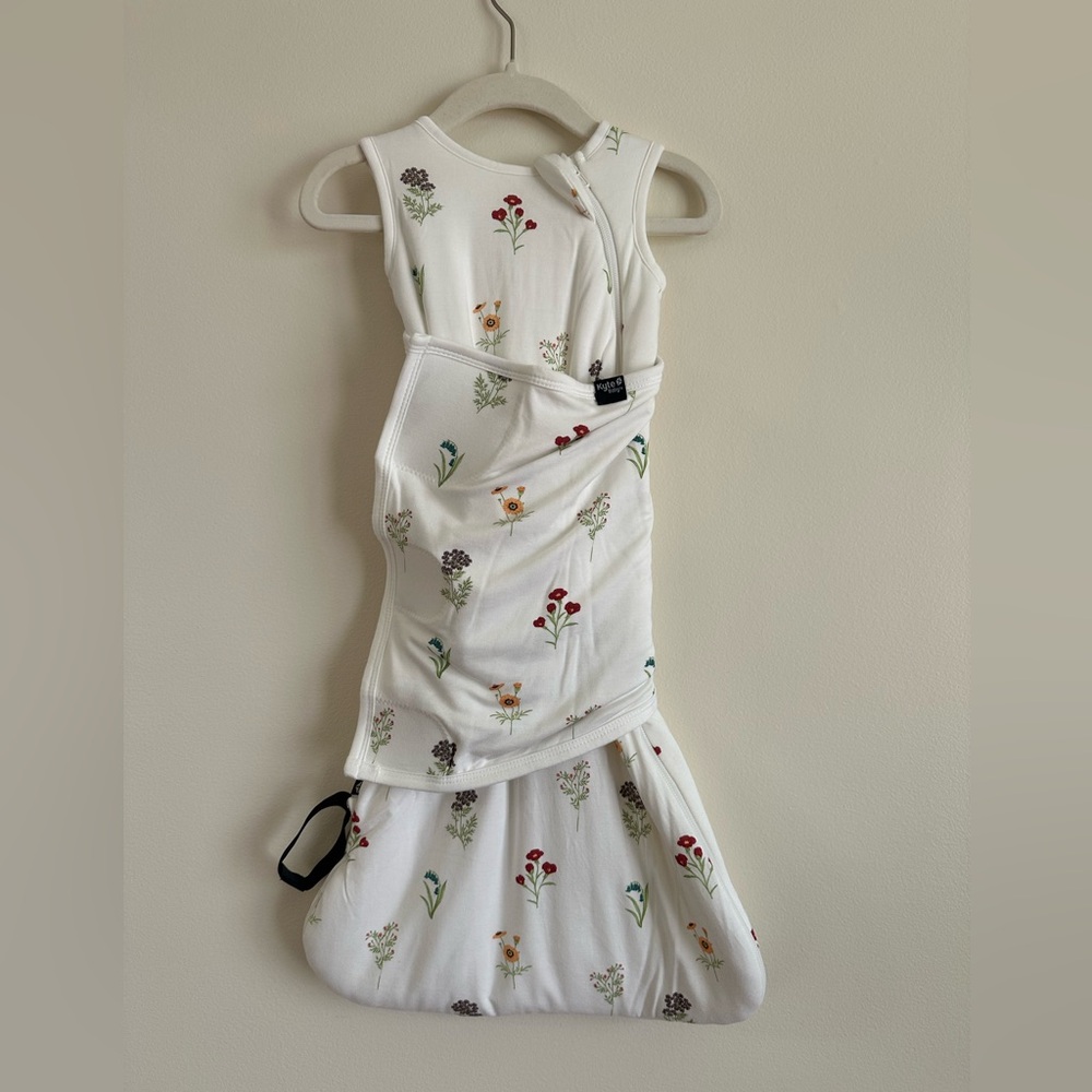 Kyte BABY Sleep Bag Swaddler in Wildflower 1.0